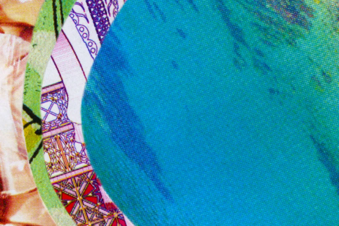 Logo Zoom In.jpg