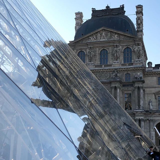 Spejling Louvre 😎 #spejling #paris #jojoh