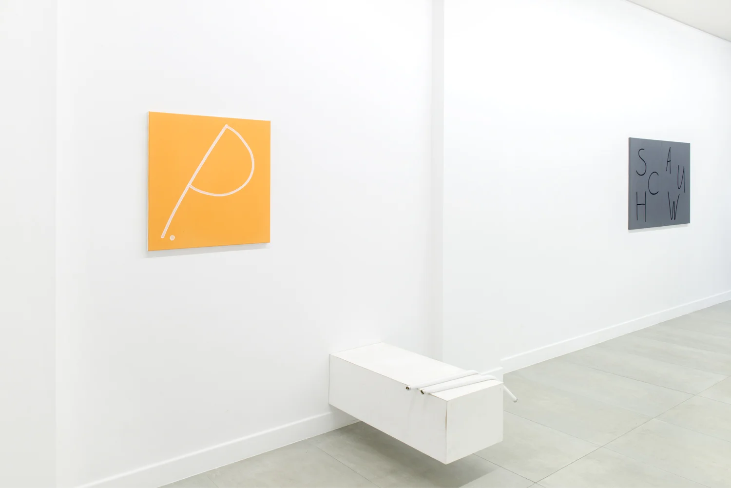 Exhibition view duo show ‘allo, ‘allo. (l-r) (1)Just Quist Untitled (2019), acrylics on canvas 68 x64 cm, (2) Roeland Tweelinckx, Two small fluorens- cent lamps (2019) wood, paint and acrylic tube, variable dimensions, (3) Just Quist Schauw (2018) dyptich, acrylics on canvas, 67 x 136 cm. Barbé Urbain gallery , Gent, BE.