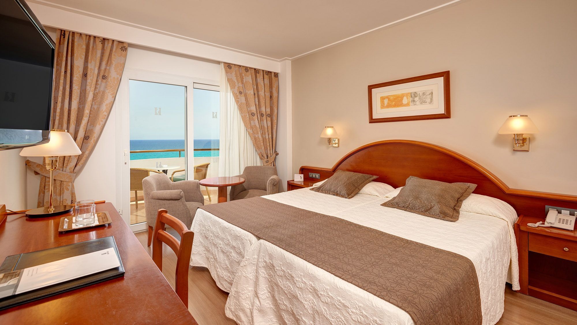 hipotels-hipocampo-playa-double-room-sea-view-2.jpg