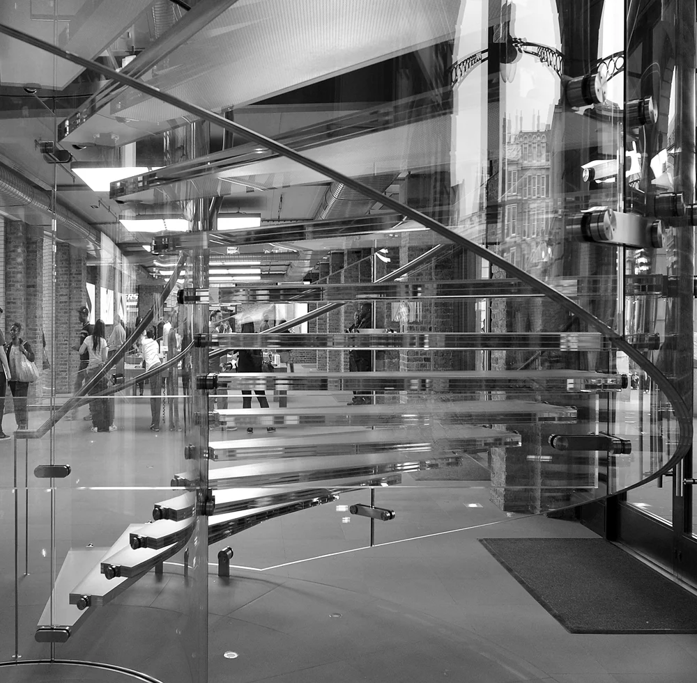 Apple-Stair-1.jpg