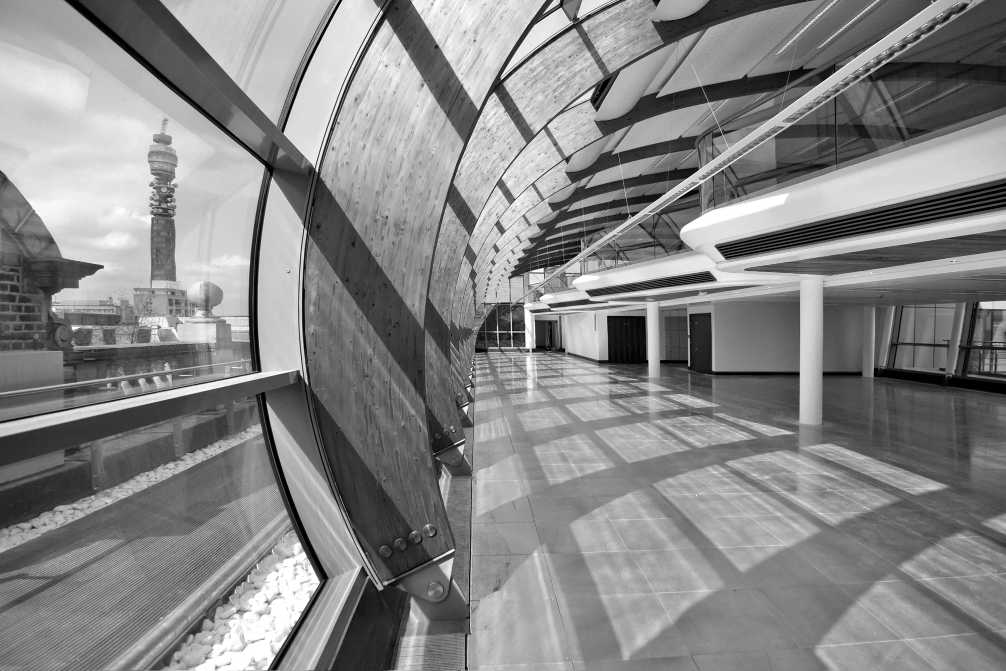 7-227-Tottenham-Ct-Road-Terrace-TCR-Interior.jpg