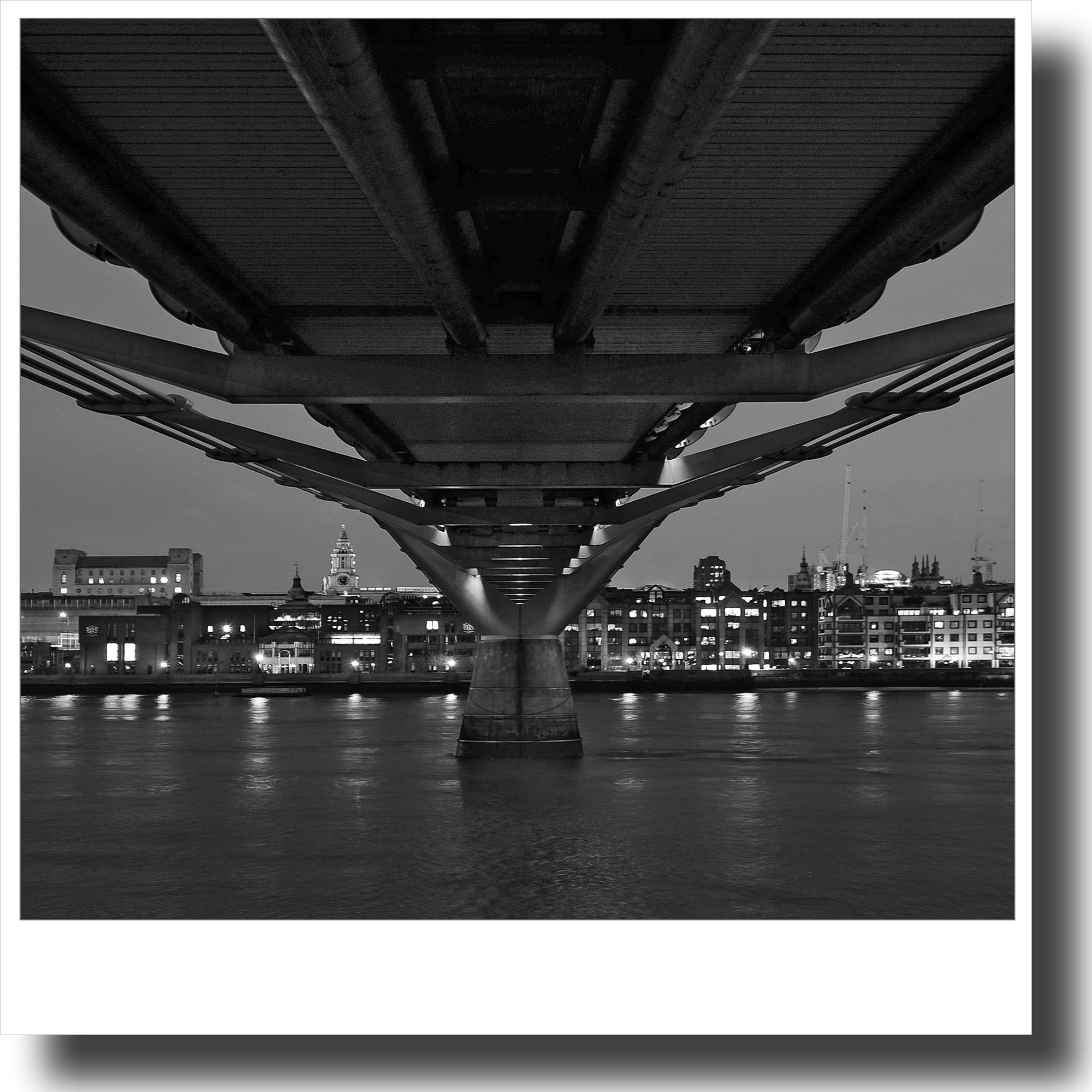 ECAD-Plate-Millenium-Bridge-Web.jpg