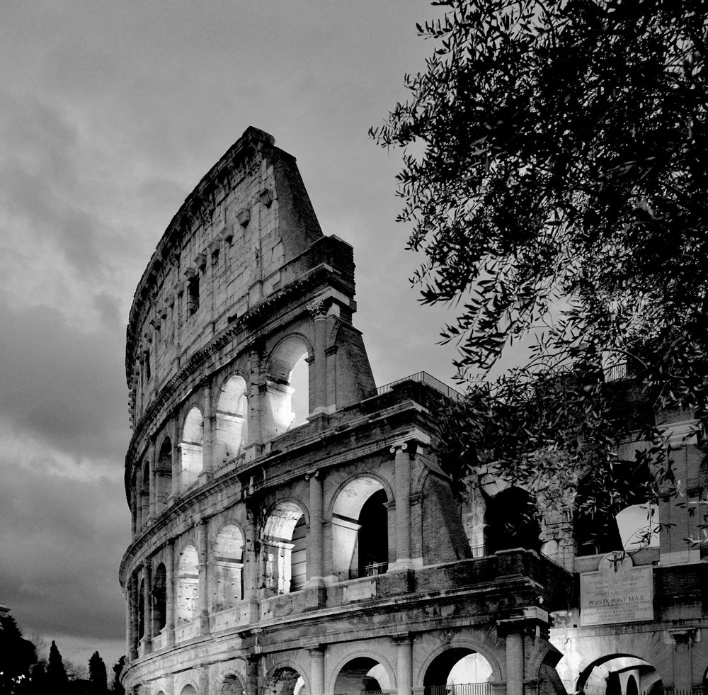 Collosieum-Rome.jpg