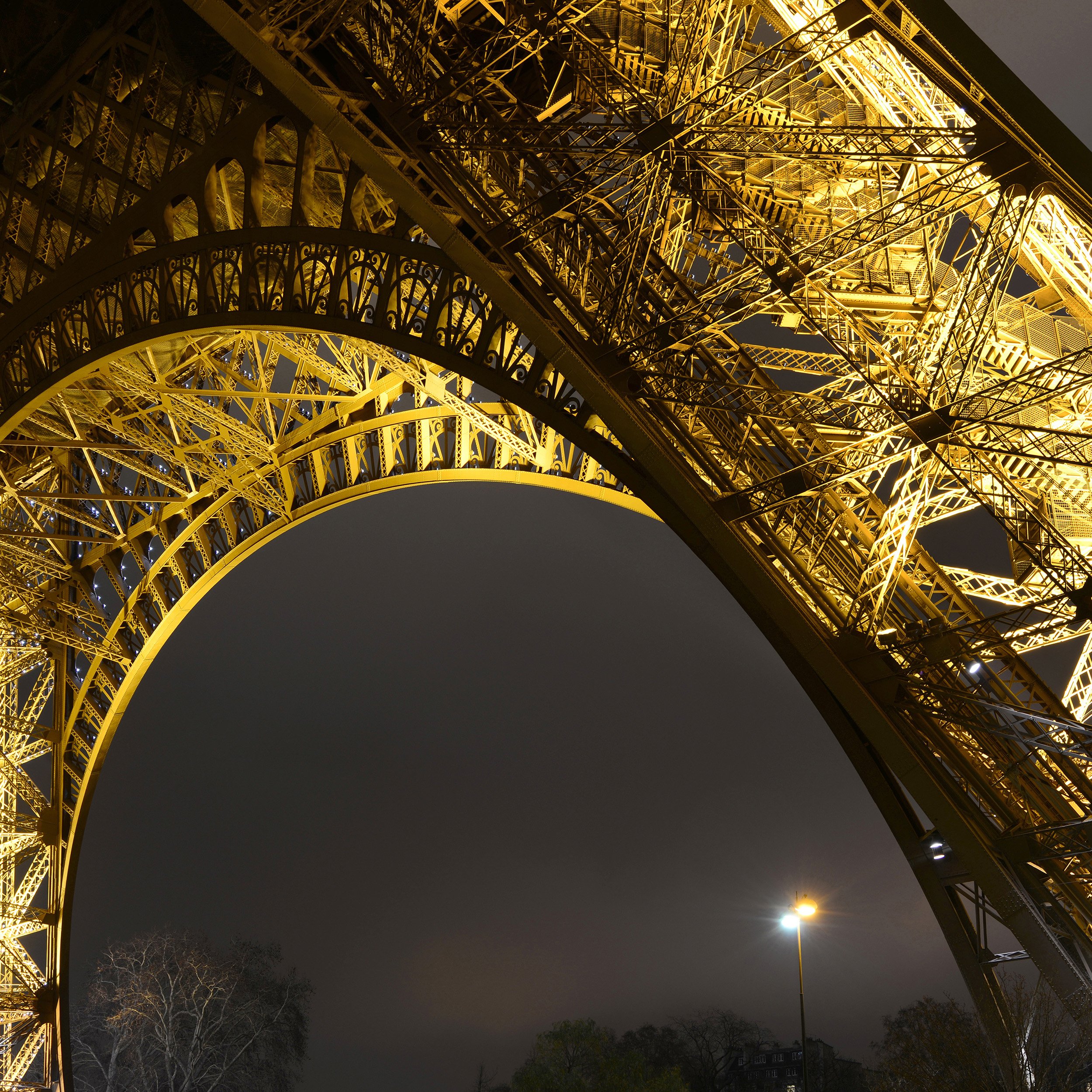4-Eiffel Tower Arch_Paris.jpg