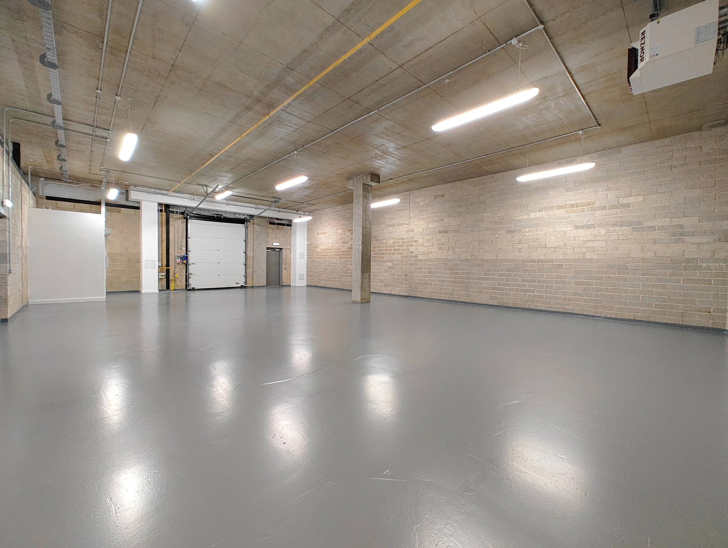 Unit G8, Silverbox-East Lane Business Park