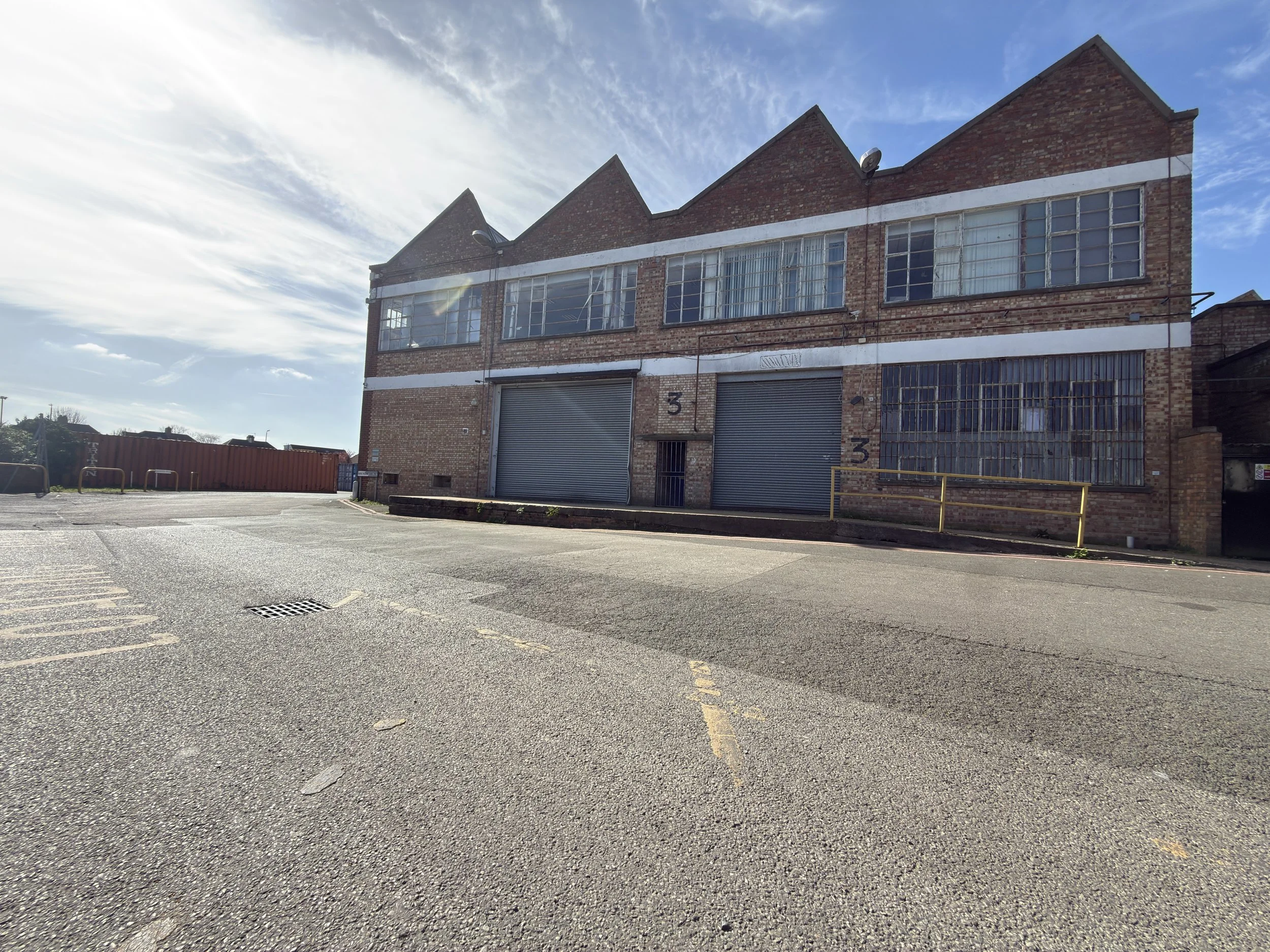 3 Boundary Road - East lane Business Park