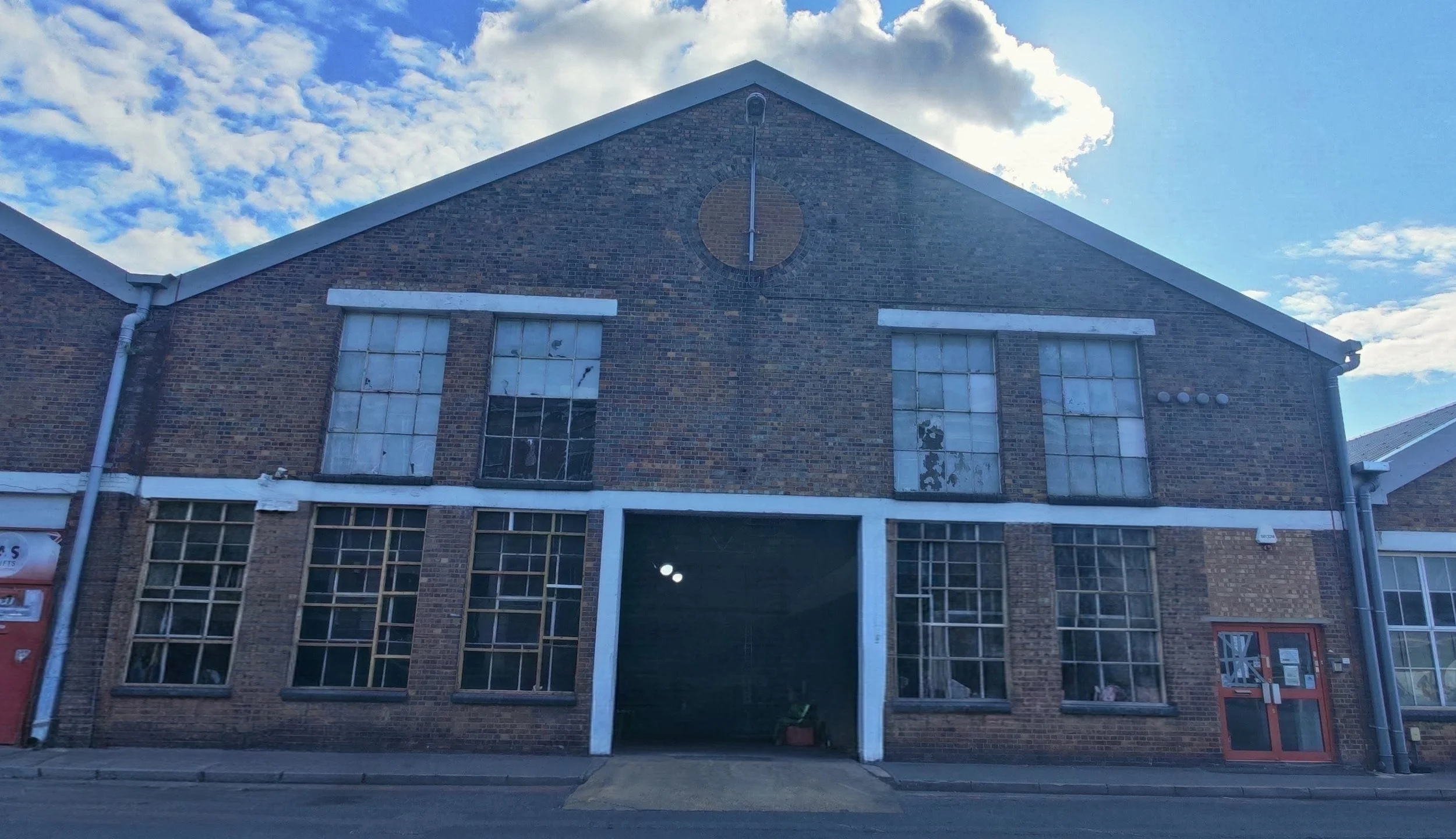 Unit 2, Main Drive - East Lane Business Park