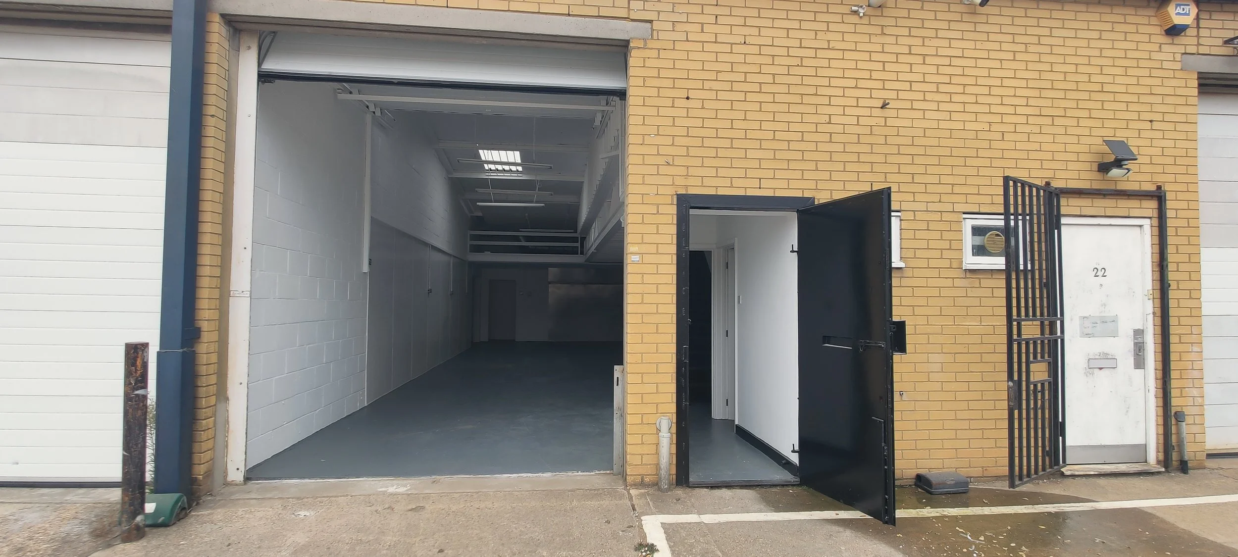 21 Enterprise Way - Triangle Business Estate