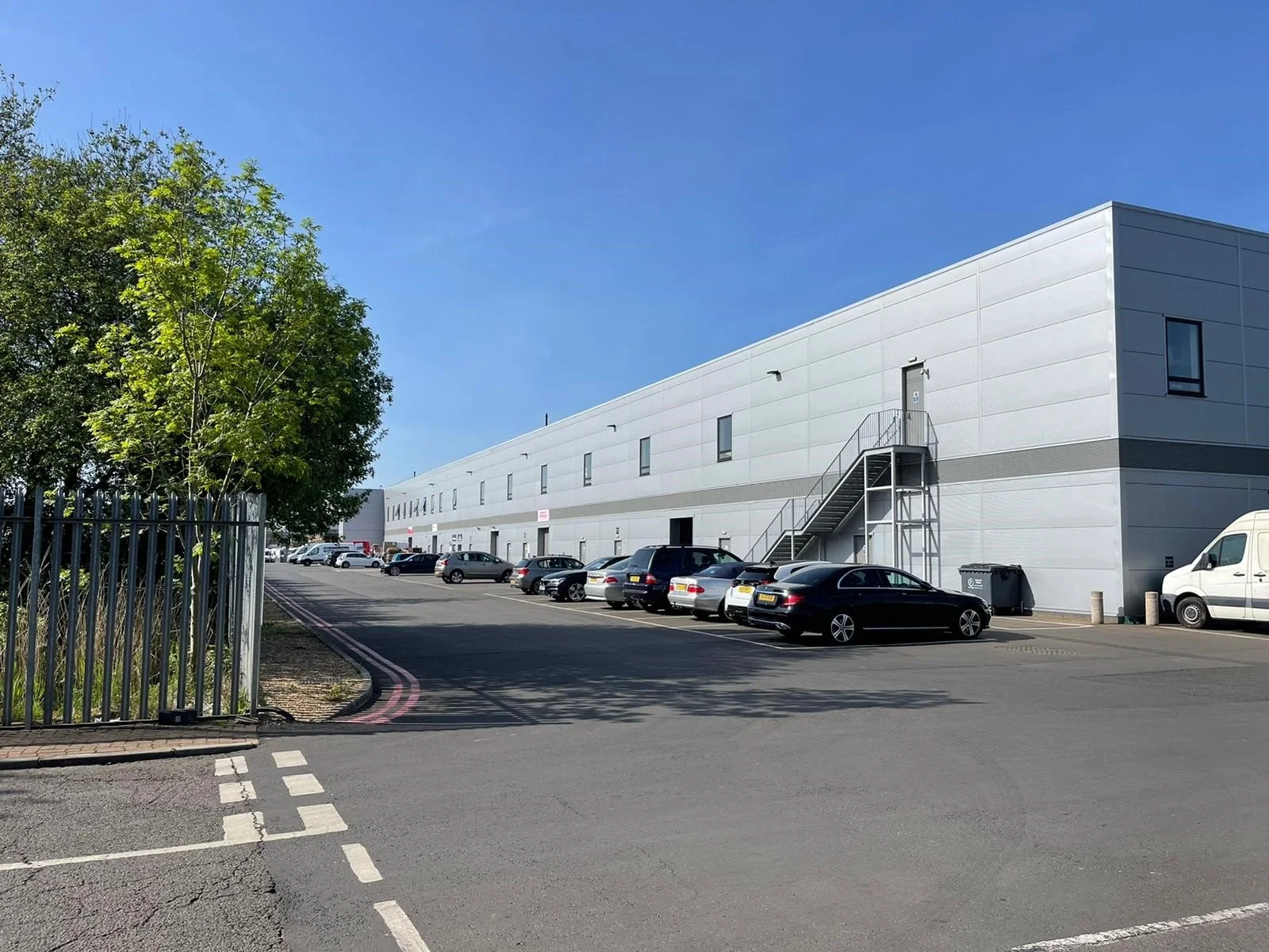 Unit G12, Silverbox - East Lane Business Park