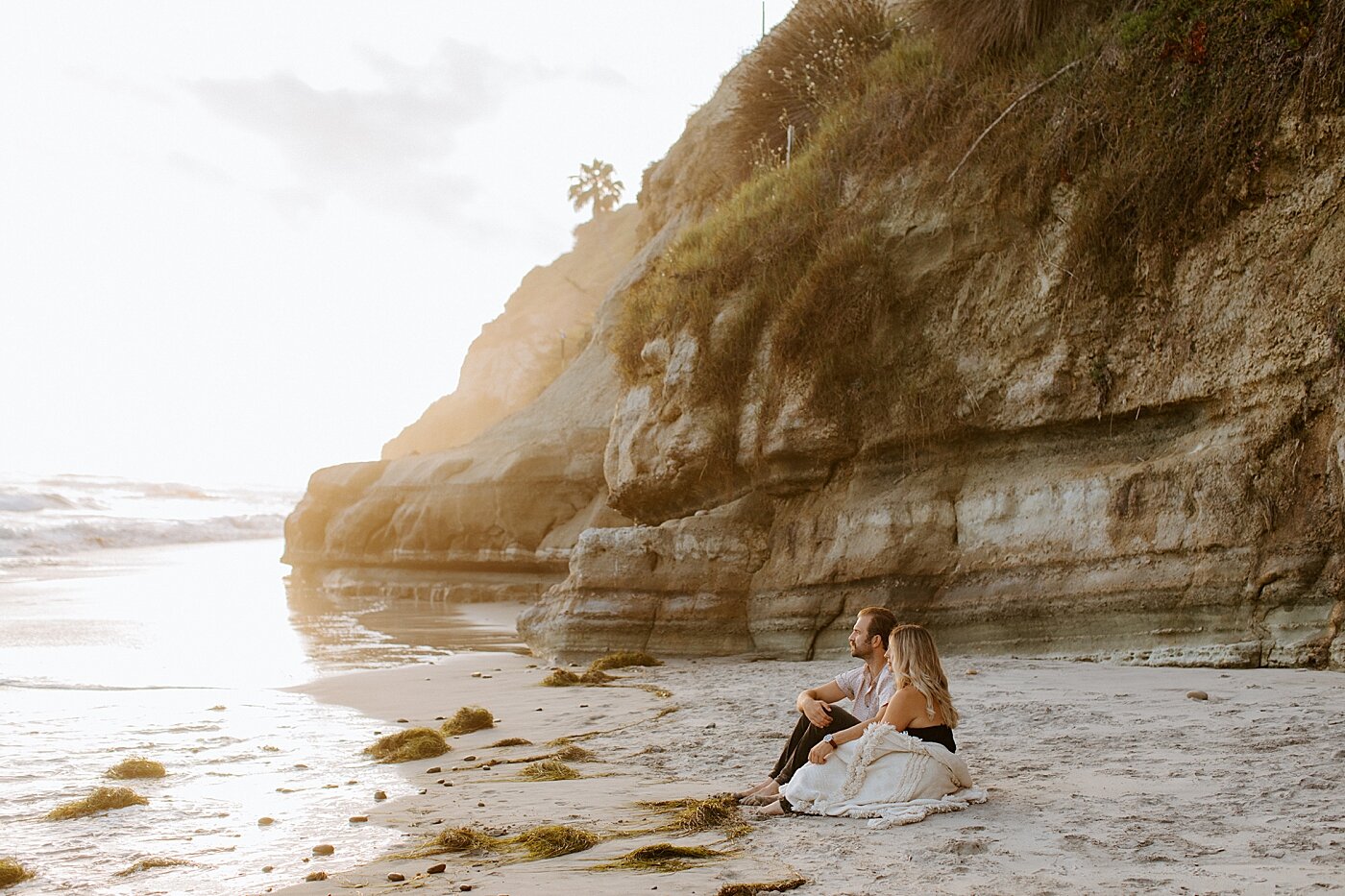 Encinitas, Swami’s Beach Engagement Photography captured by Southern California Engagement Photographer Carmen Lopez Photography