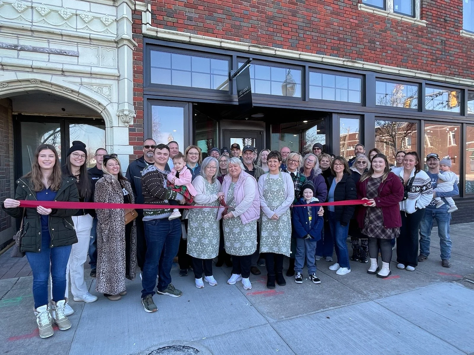 LILY ANN’S FLORAL DESIGN HOLDS RIBBON CUTTING FRIDAY