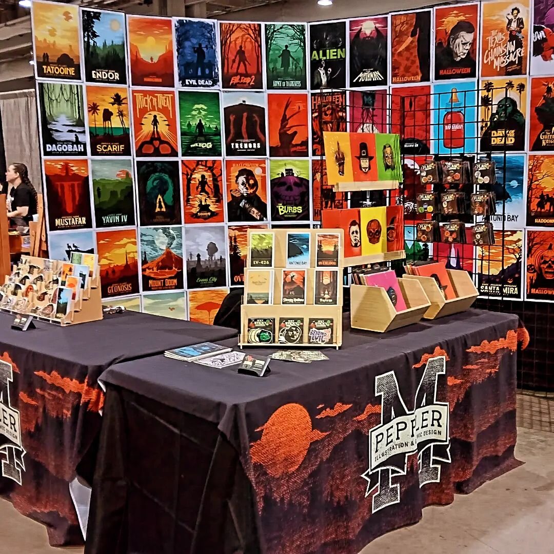 Another weekend! Another city! You know how it be! Come see me at @worldodditiesexpo Pittsburgh until 8pm tonight!

#oddities #horrormovies #worldodditiesexpo #illustration #graphicdesign #pennsylvania #pittsburgh #horrorart #horrormovies