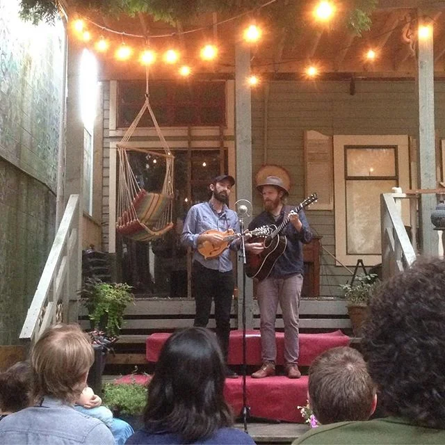 This is has been a truly splendid house show. Worth sharing :)