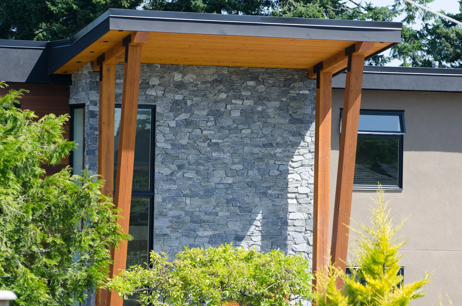 Pacific Northwest Stone - Ocean Mist Ledgestone