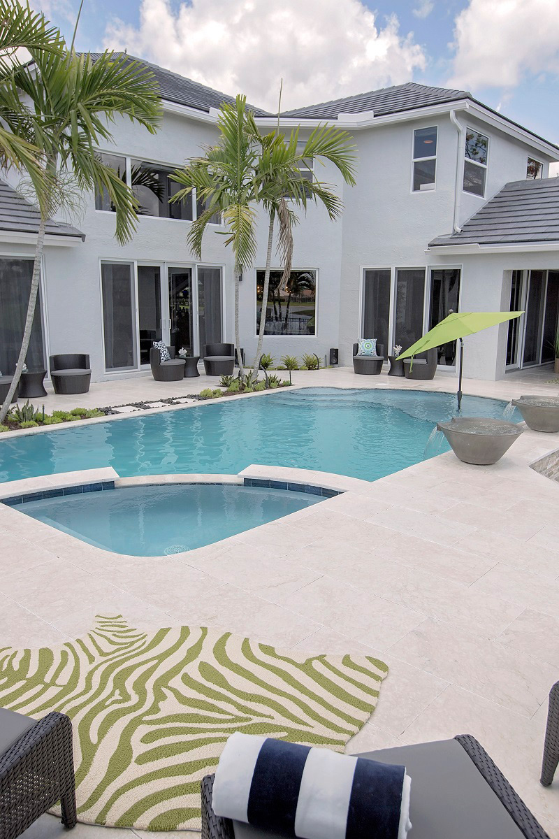 Pools - Crema Bella Travertine