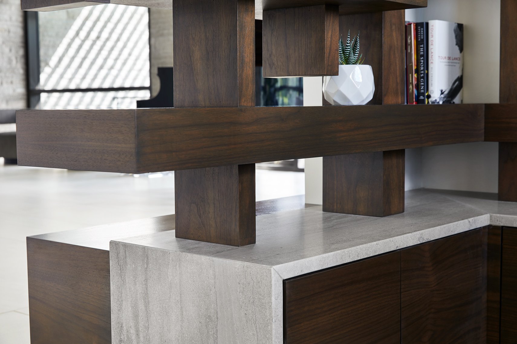 Pierreux Limestone – Vein Cut