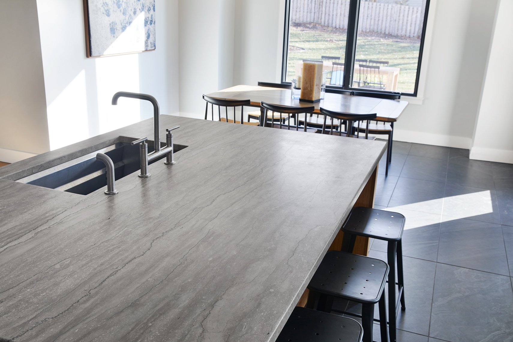 Pierreux Limestone – Vein Cut