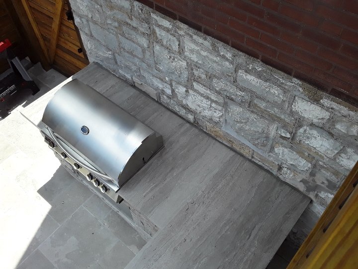 Pierreux Limestone – Vein Cut