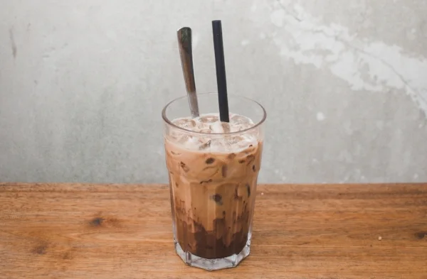Iced coffee with sweetened condensed milk