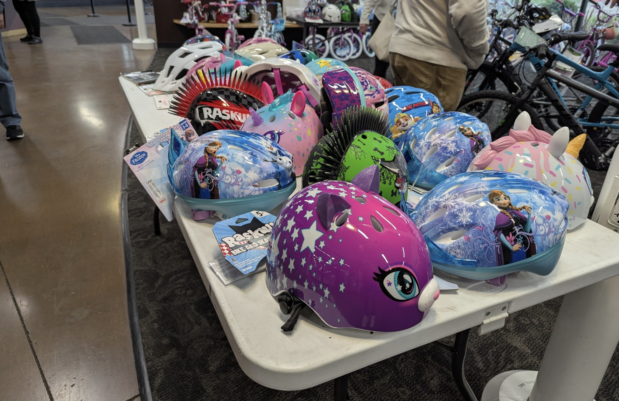 Bikes &amp; Helmets for Kids - Dec 2024
