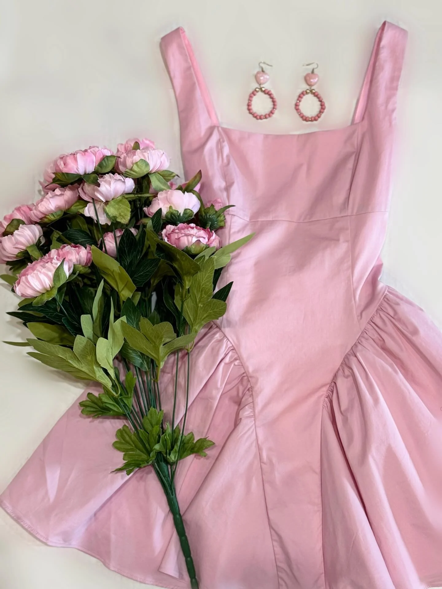 Looking for the perfect last-minute sweetheart dress? We&rsquo;ve got you covered 💗 Come shop the cuteness with us 11-7pm today!