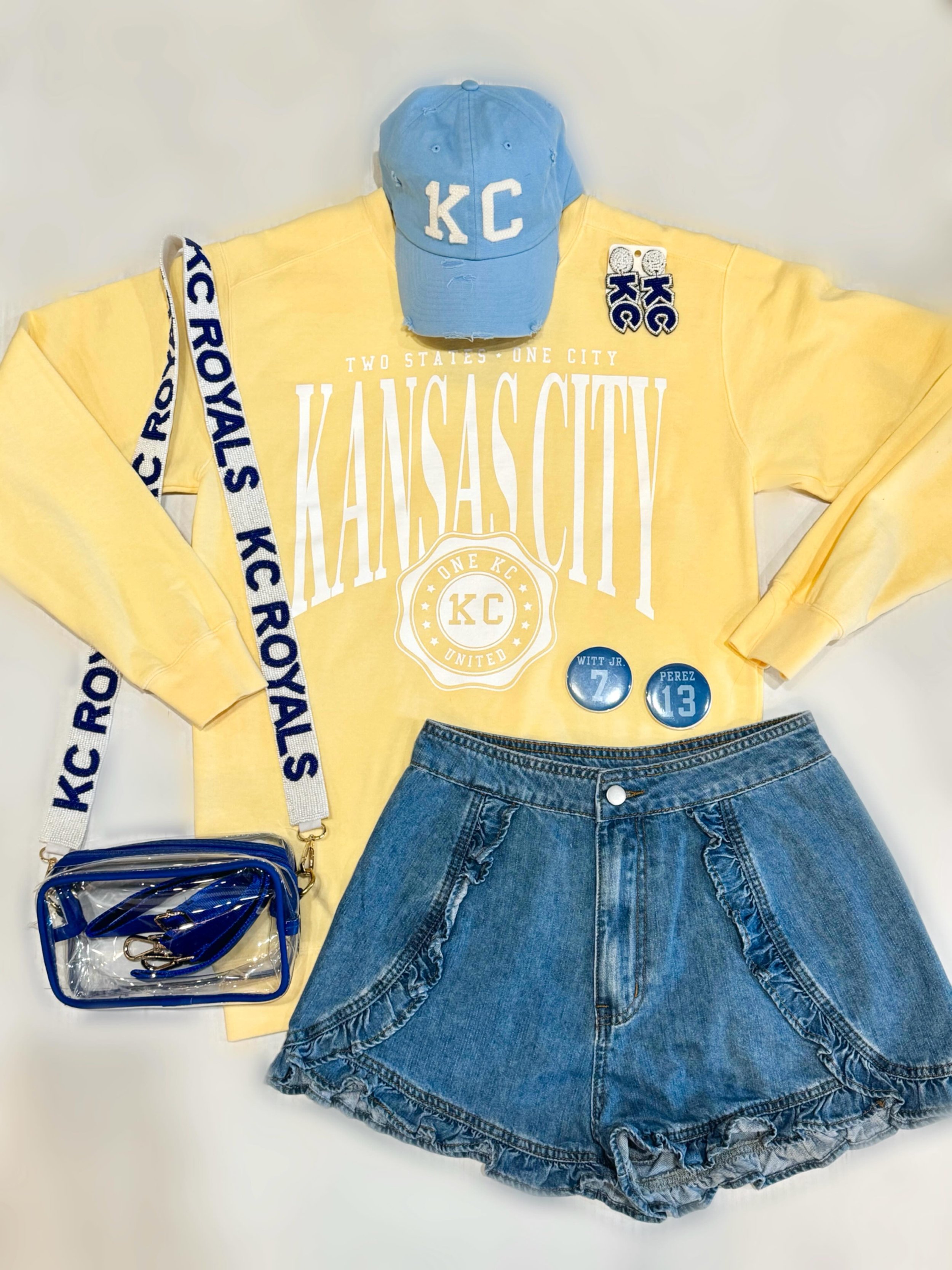 Royals game plans? ⚾️ We have the cutest outfits for you! Stop by 11&ndash;6pm today and shop what&rsquo;s new 💙✨

#kcroyals #kansascityroyals #baseballgame #royalsbaseball #kansascitymo