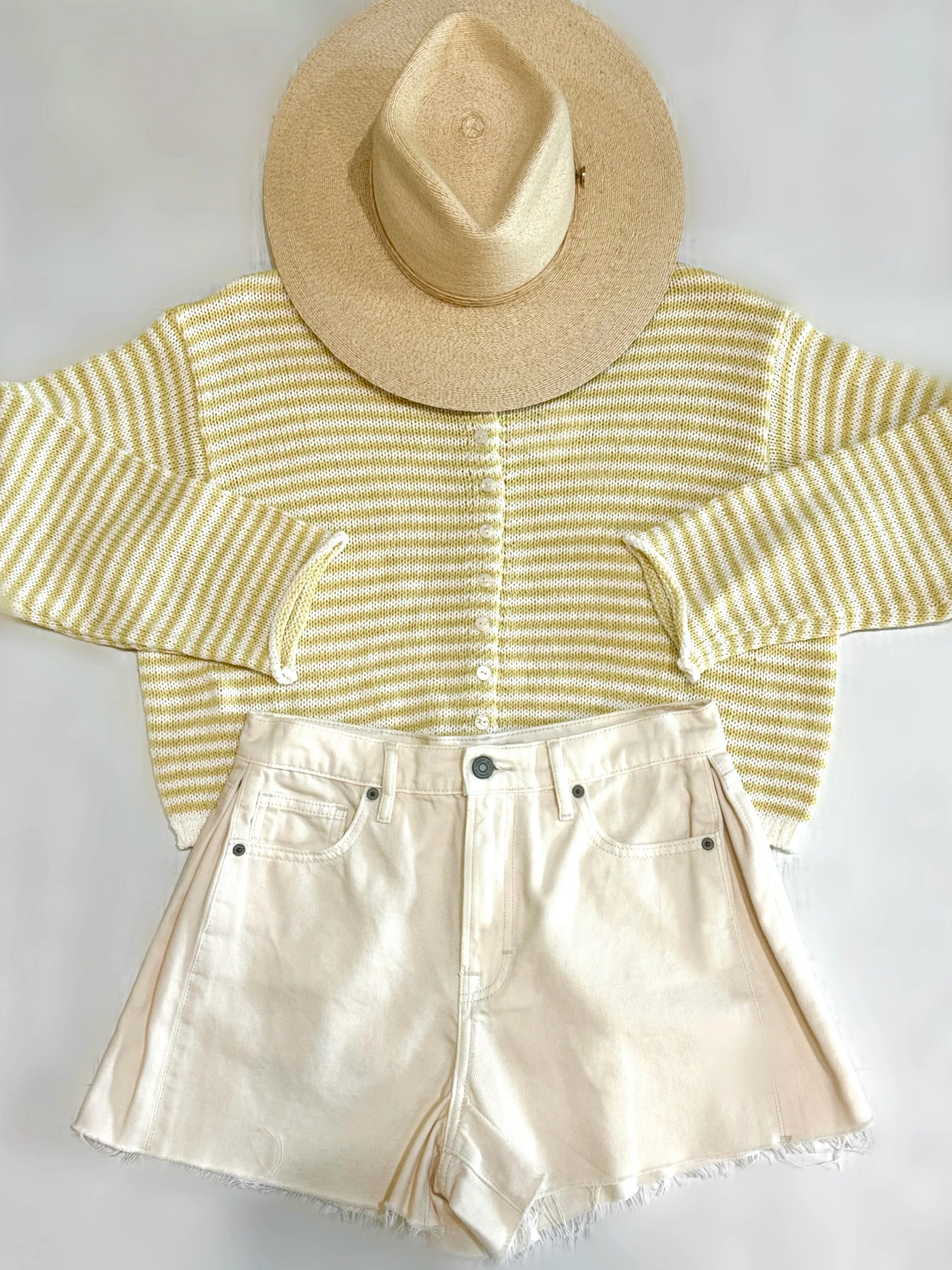 New arrivals to brighten up your Monday 🛍️✨ Stop by from 11&ndash;6pm today and shop all the cuteness with us!