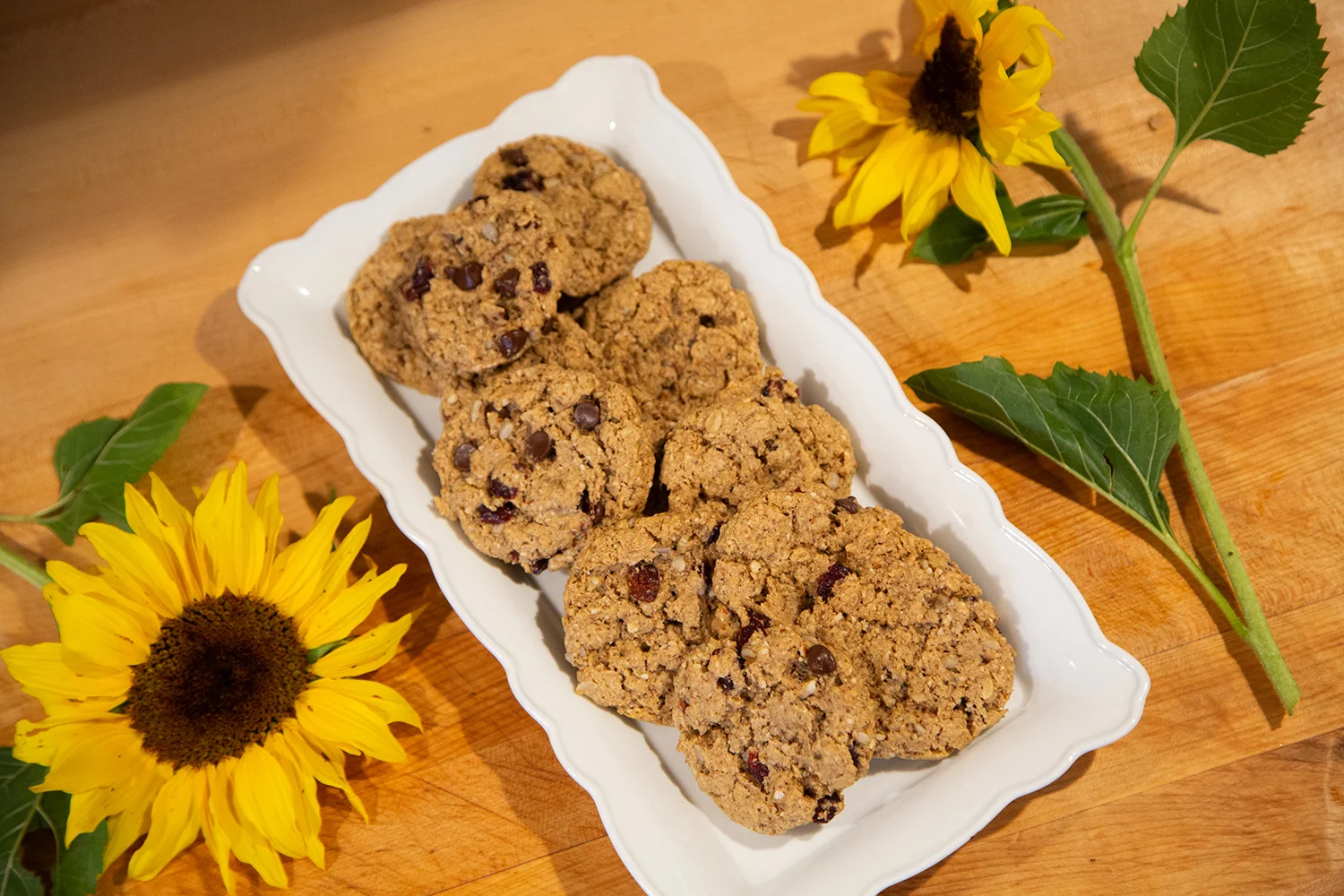 trail mix cookie-10resize.jpg
