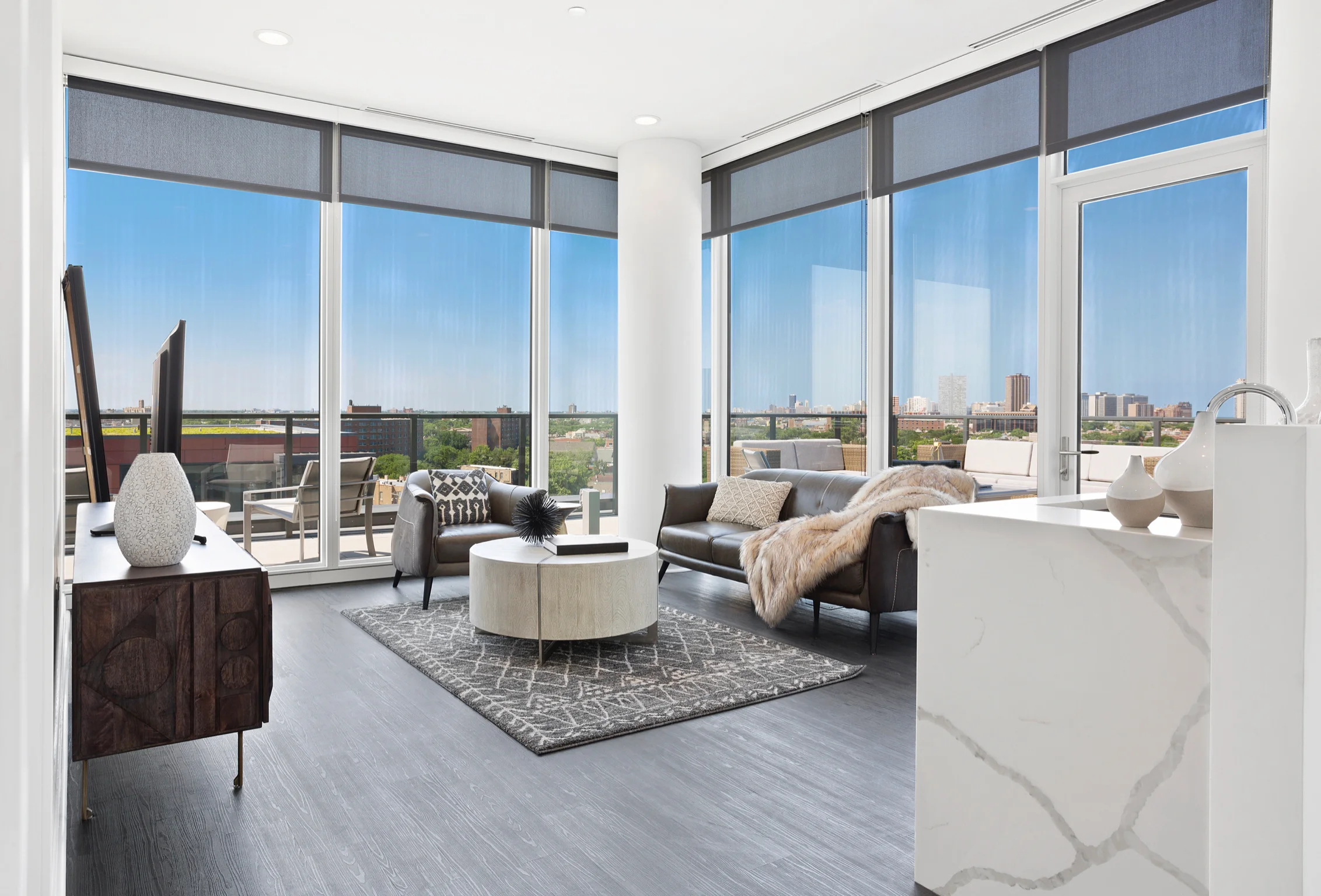 Copy of pdetphotography-luxurychicagoapt-elevatelincolnpark-1005 (15).jpg