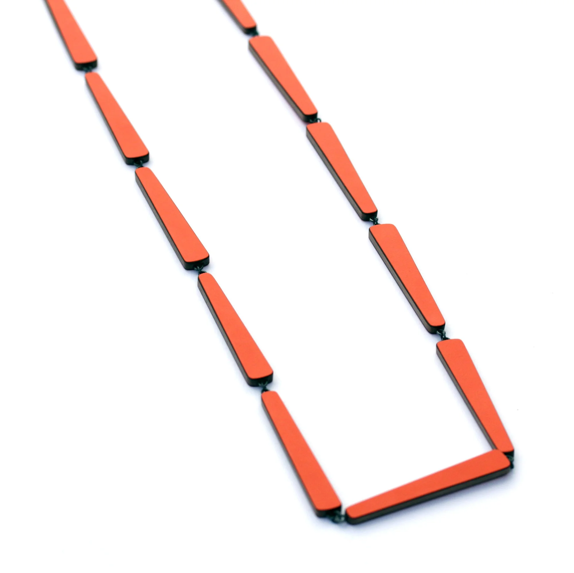 Orange-chain.jpg