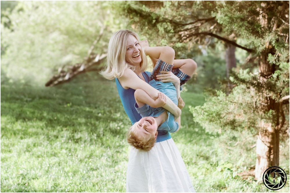 Central-Park-New-York-Family-Portrait-Session-Photography-by-Jessica-Leigh_0002.jpg