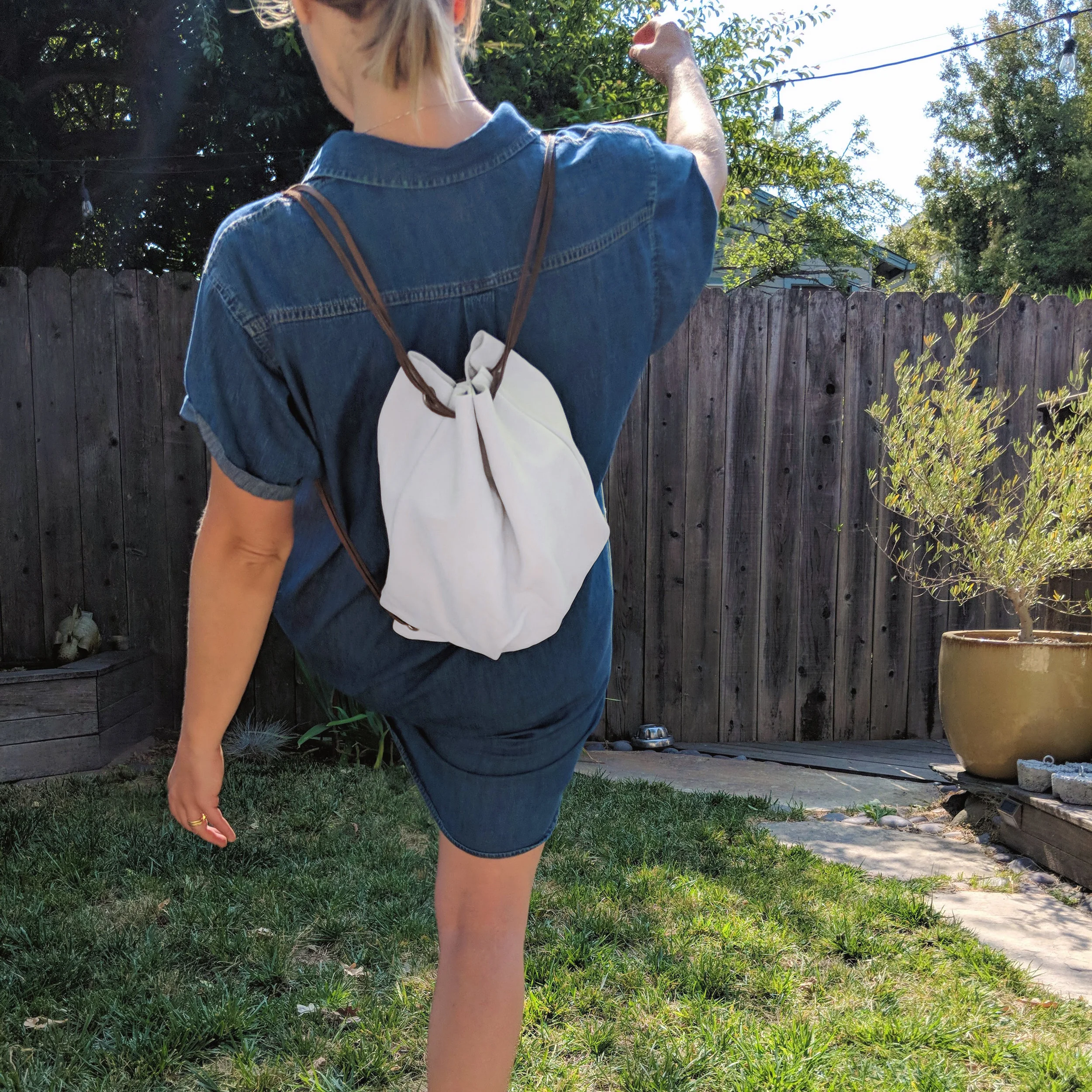 White backpack, Small leather backpack, Womens backpack, Cinch bag, Drawstring bag, Hobo bag, Everyday purse, Classic purse, Festival Bag