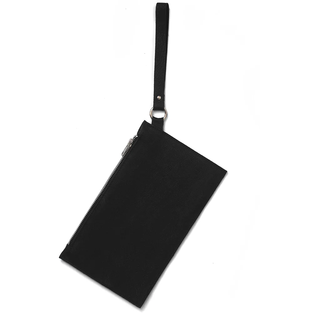 clutch_black.jpg