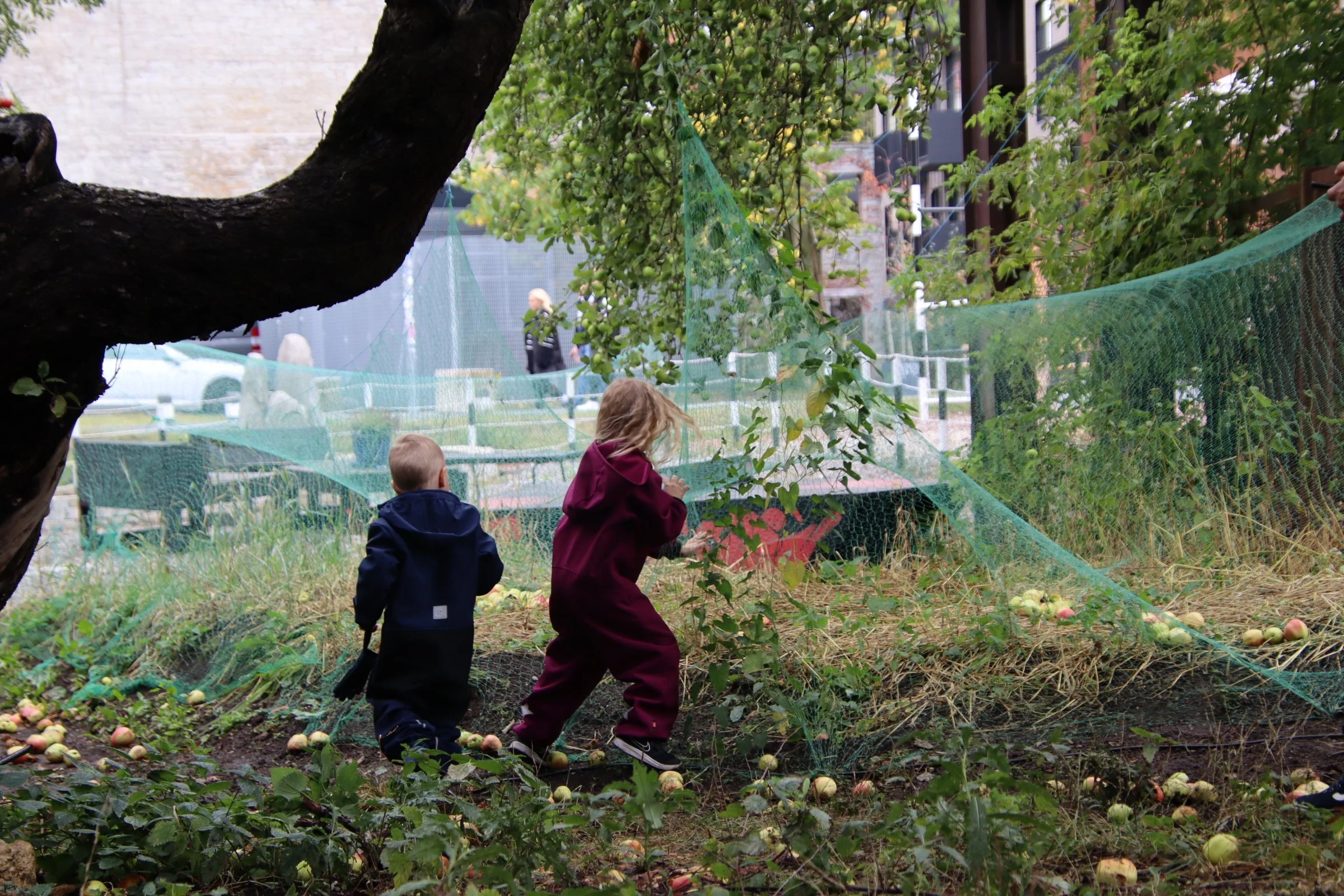 Ja siin me nüüd siis taas oleme, aasta hiljem.