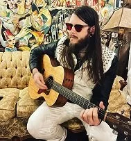 Live Music - Enrique