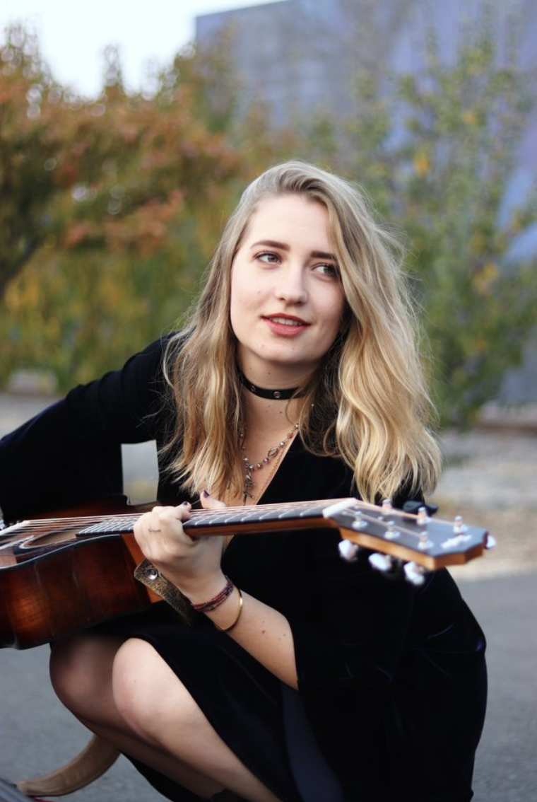 Live Music - Piper Hays