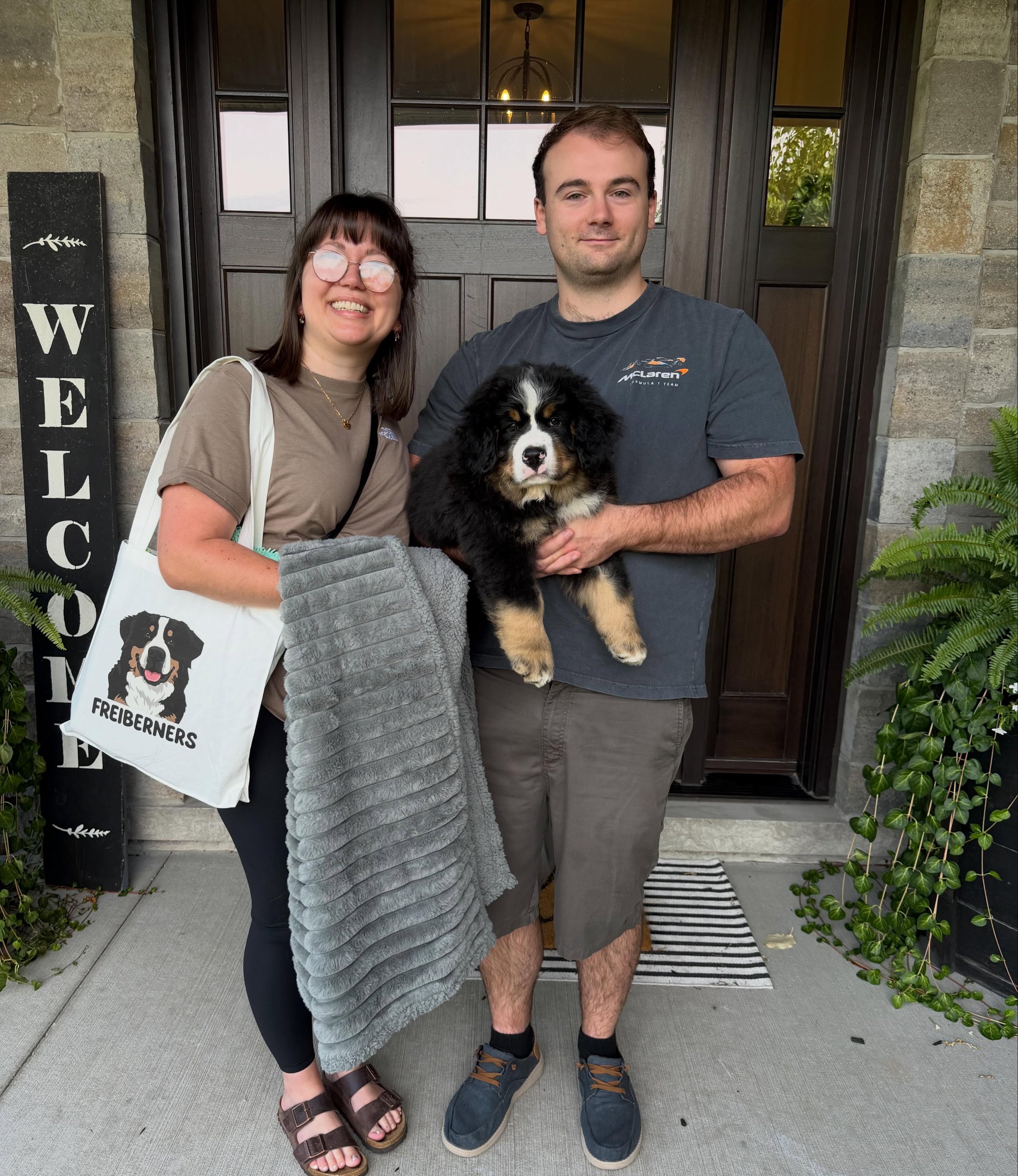 More sweet pups on their go-home days with their families 🥰 From Timmins, to New Brunswick, Renfrew, Quebec and more! 
We can&rsquo;t wait to watch you all grow up 🥹🤗