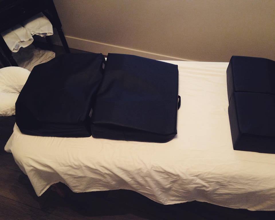 Pregnancy bolsters are provided to allow women to lie comfortably on their stomach, side or back to accommodate growing bellies and provide relief through safe positioning.