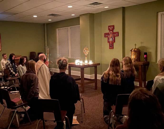 Adoration Senior Retreat 22.jpeg