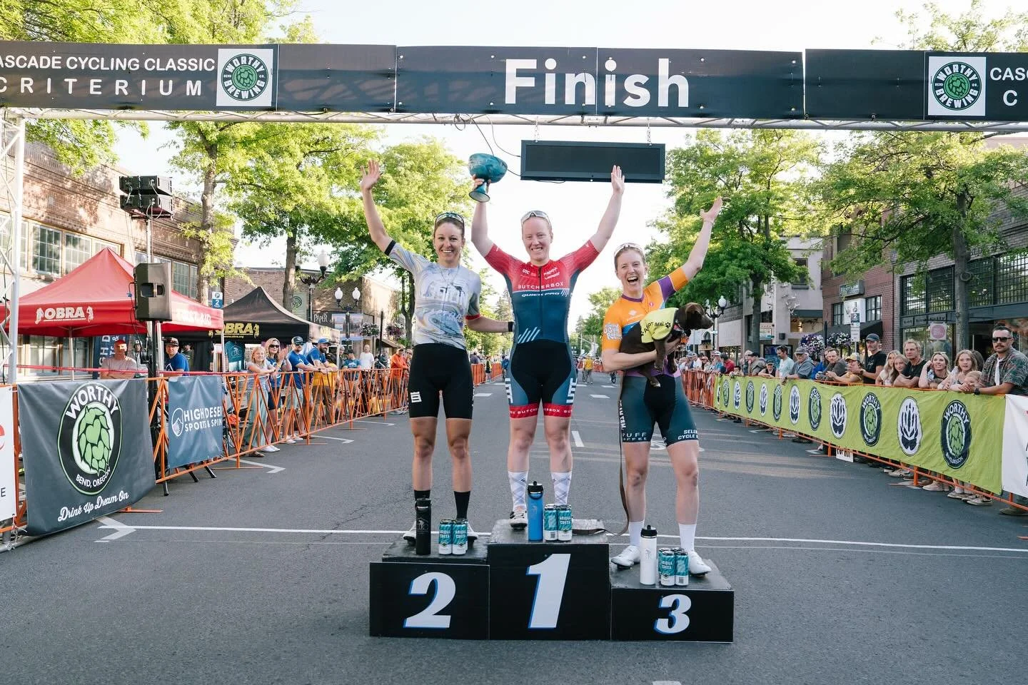 Crit dawg summer kicked off with a trip to Bend, OR for the second annual @cascade_cycling_classic_crit! An exceptionally organized new event by an experienced crew, this event is growing, and we encourage you to put it on your 2026 calendar!! 

Our 