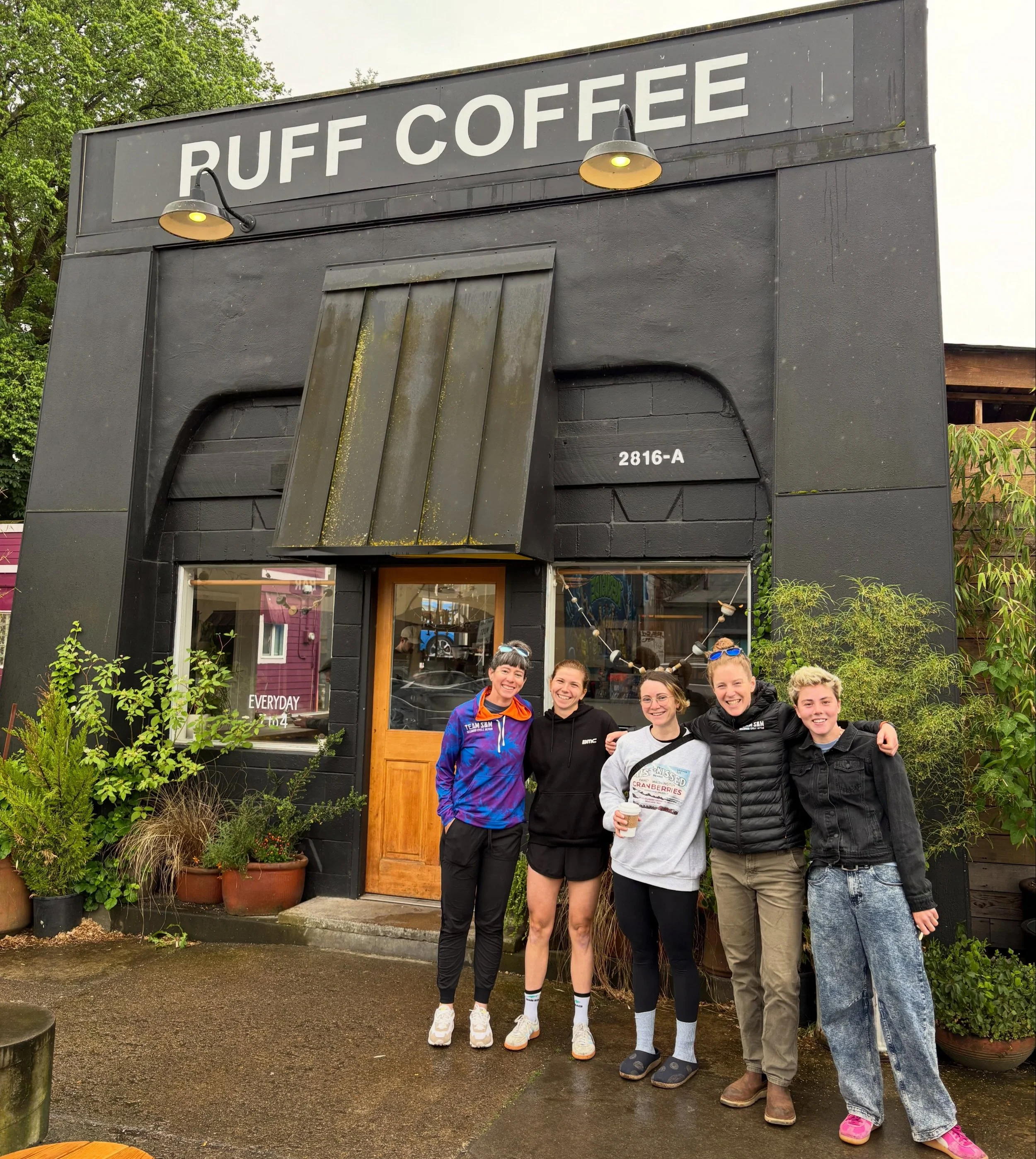 A beautiful and rad prequel to our 6-day stage race bonanza @tourdebloom was a pre-drive pitstop at @thepuffcoffee 😍🥵🧡 we love you guys! 

#TeamSandMCX #sellwoodcyclerepair #puffcoffee #chugapuff #inspiteofitalllifeisbeautiful