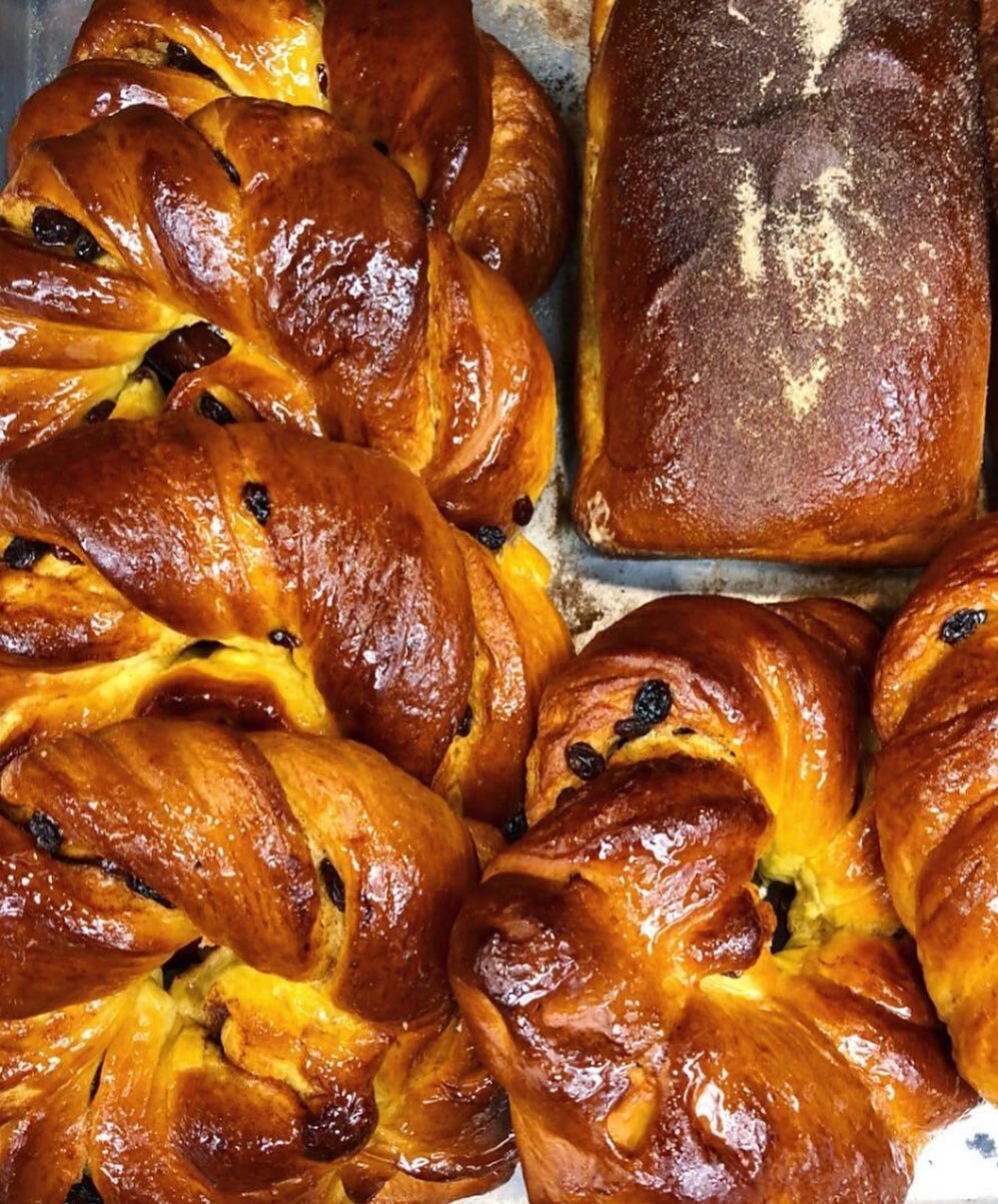 Cinnamon Bread, every Wednesday! Come by for our weekly special. #zeppieribakery