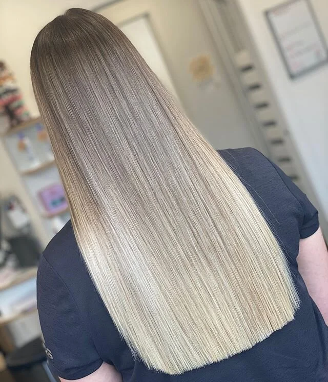 @ameliagrah fresh lighter locks 🥳