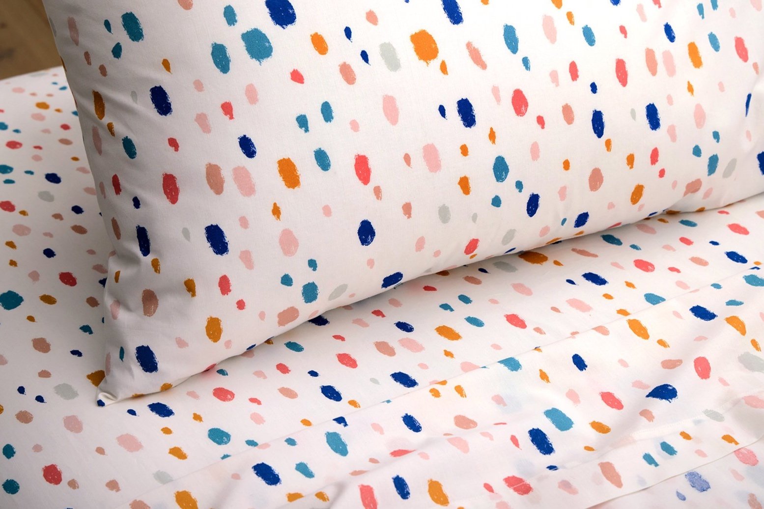 pdi-7363424-baby-abel-macias-painted-dots-sheet-set-multi-twin-su22-detail-001+copy.jpg