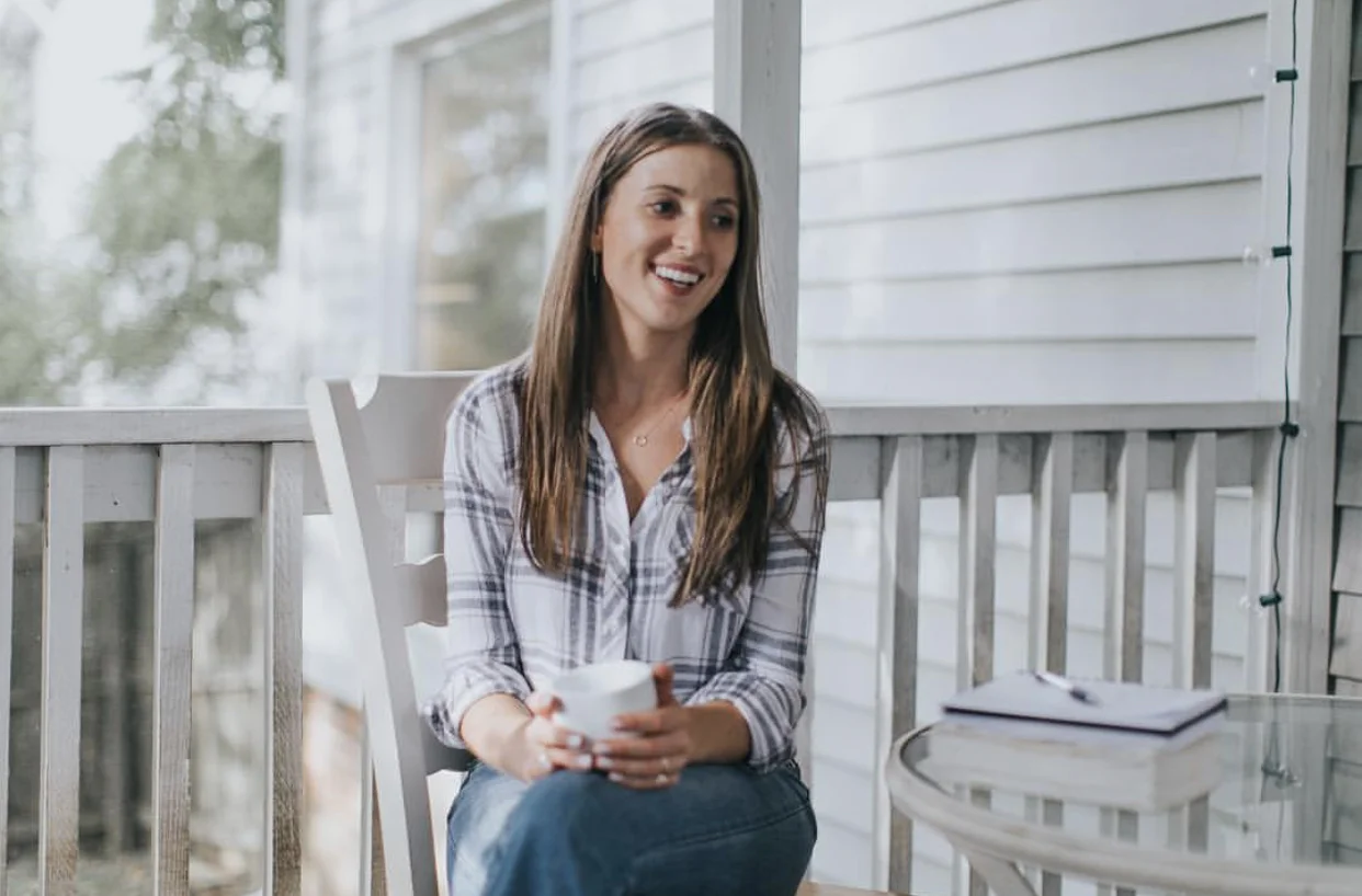 Ep. 45 - My Testimony and How to Spend an Hour with God - w/ Megan Miller