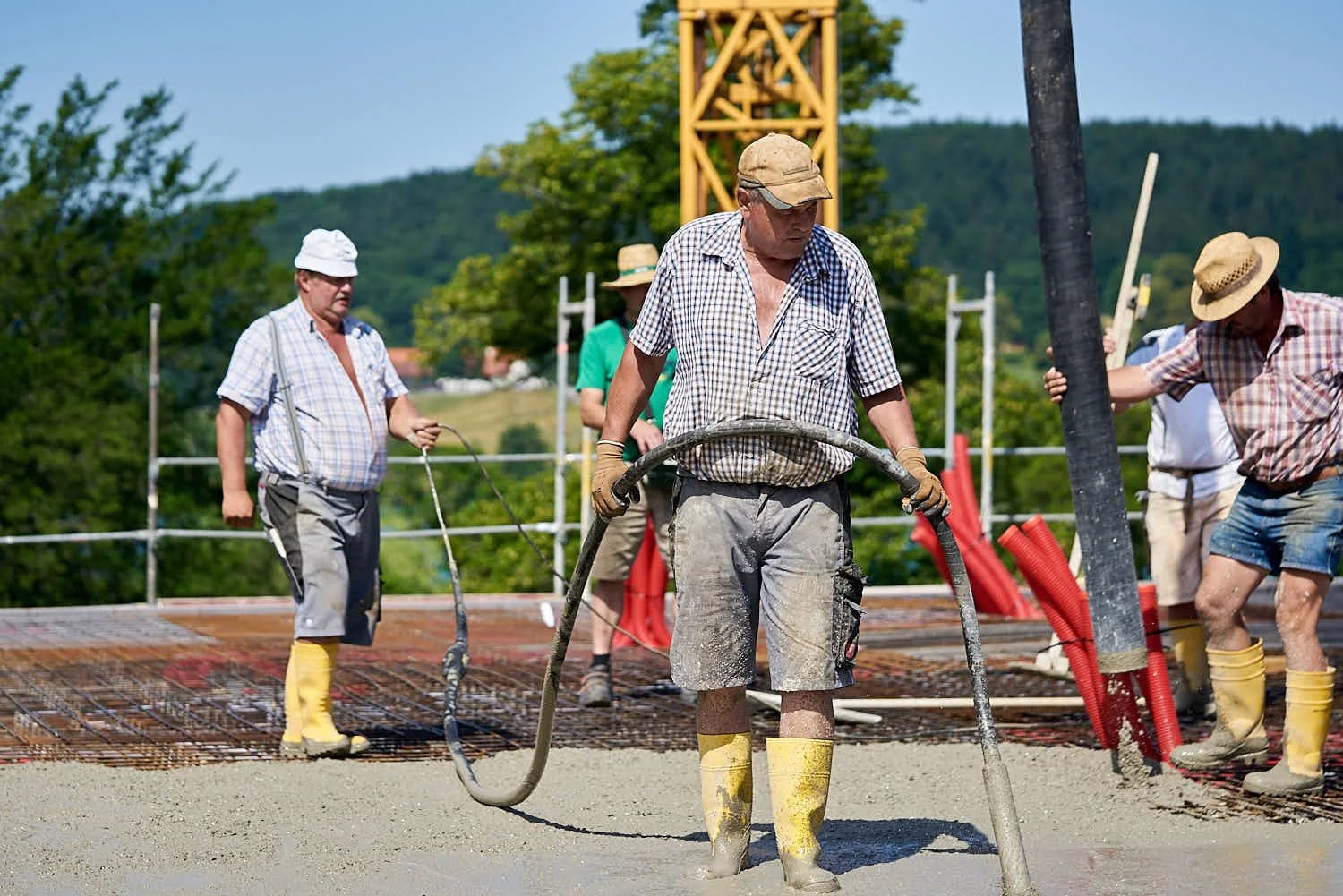 rolf-bau-handwerker-maurer-stahl.jpg