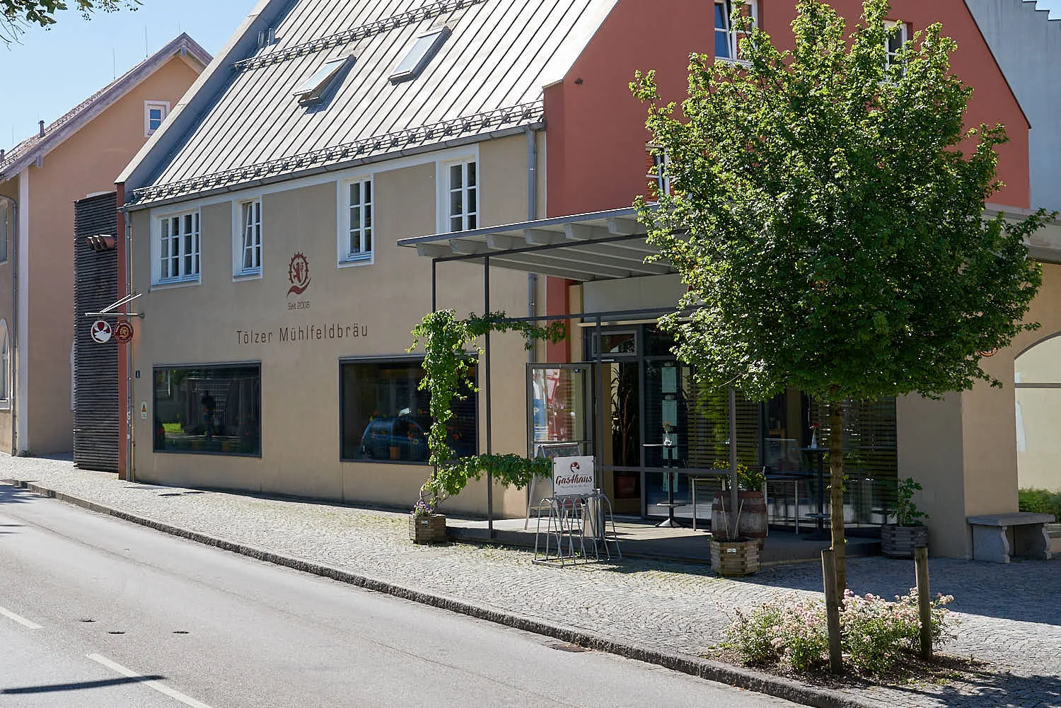 rolf-bau-emma-rolf-besch-1.jpg