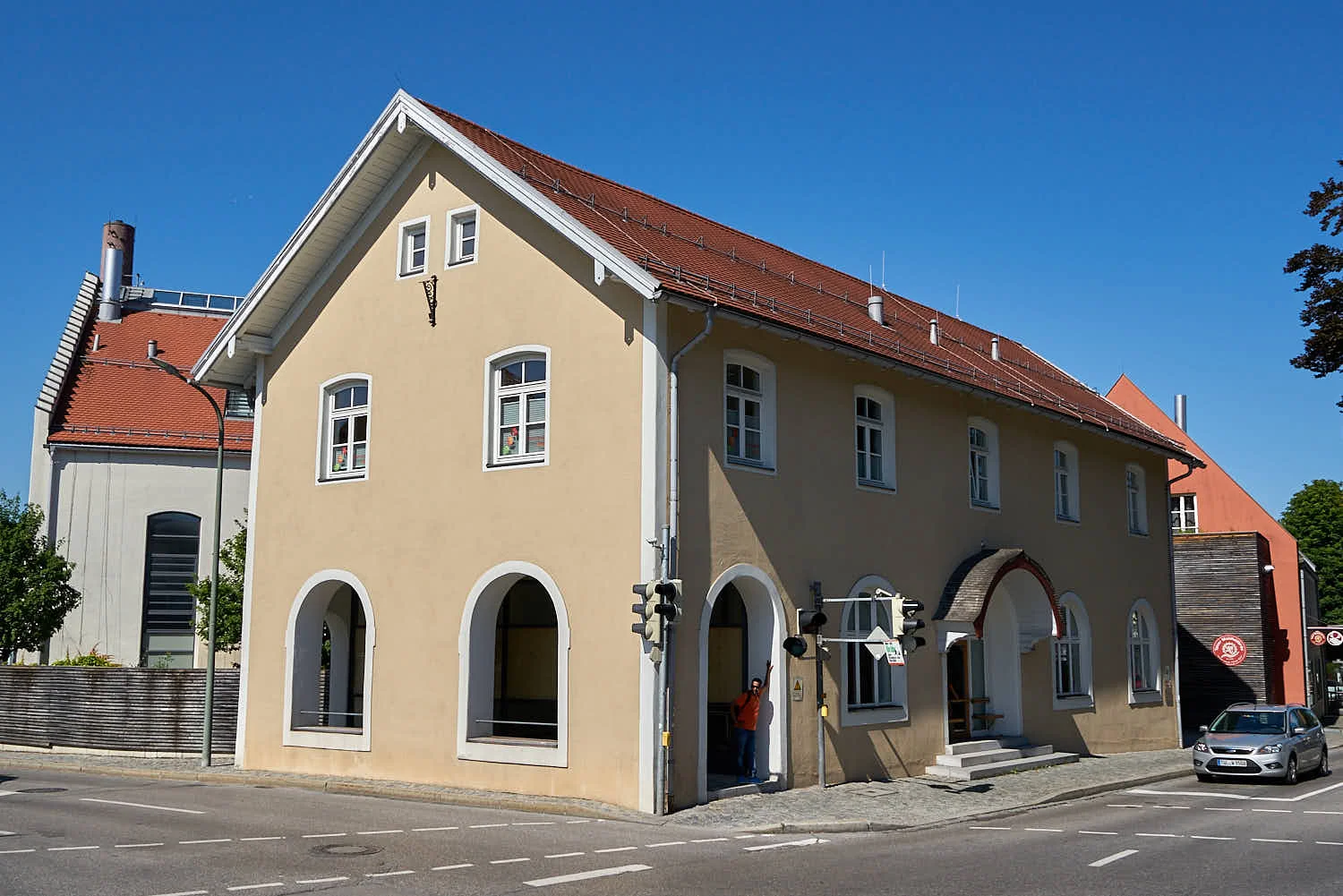 rolf-bau-emma-rolf-besch-4.jpg