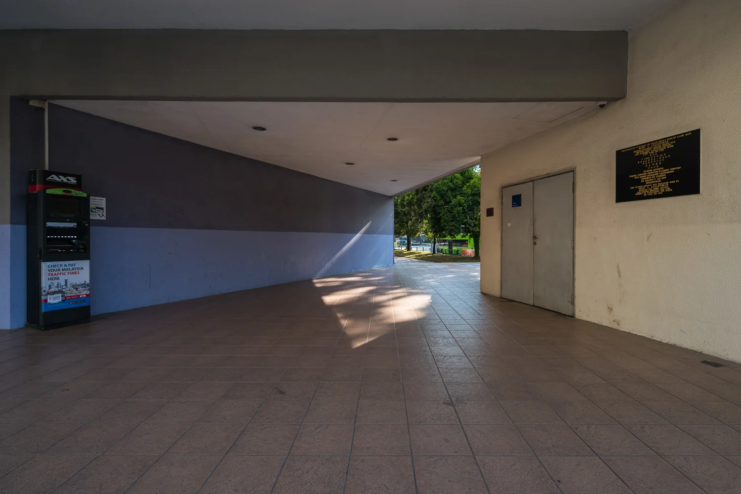 Bedok Public Library - Shelter